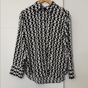 H&M Black and White Wave Pattern Camisole